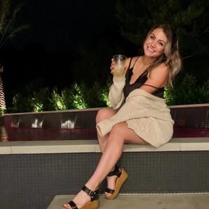 Meet your Posher, Taylor